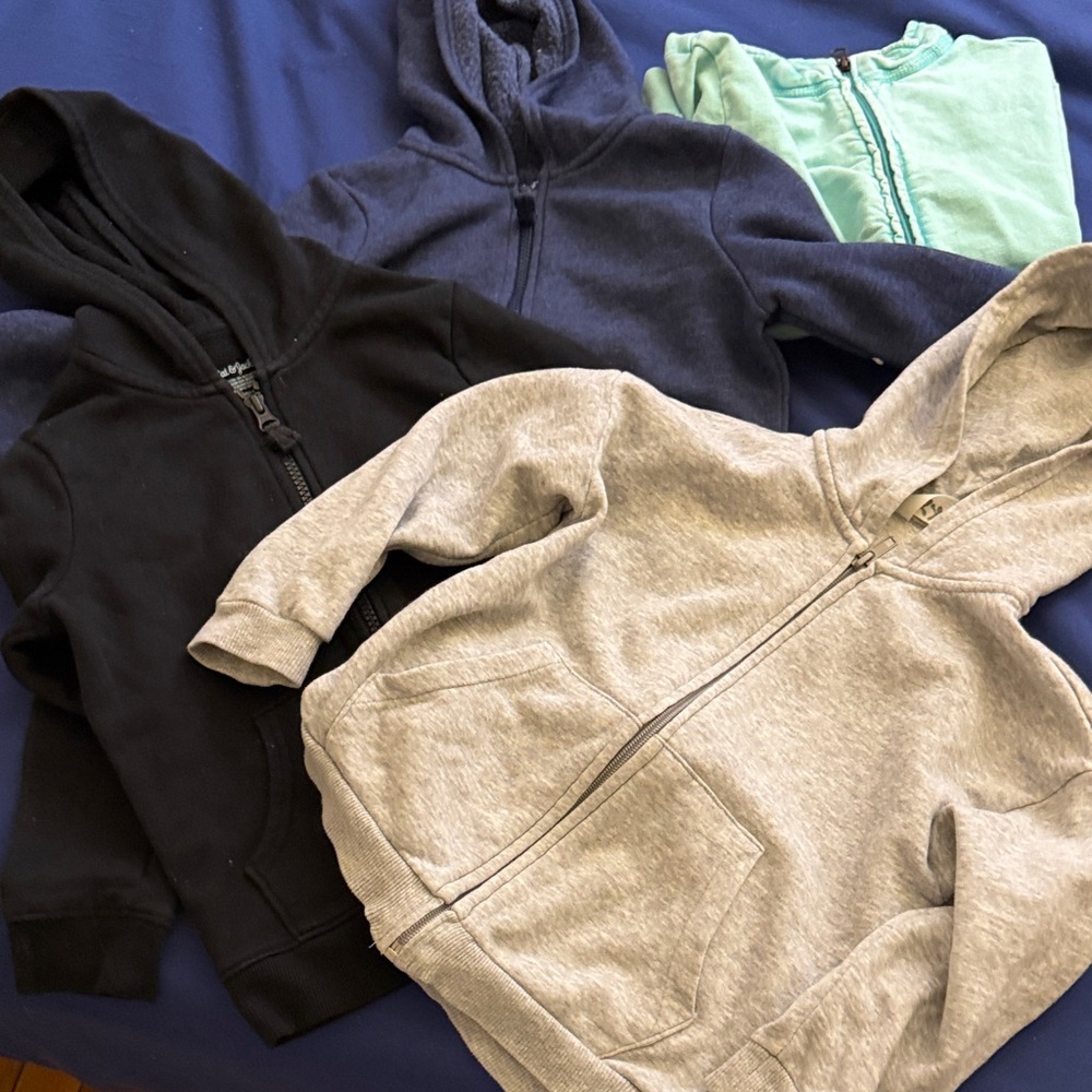3 Zip Up Hoddies
